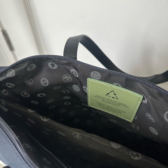 Nylon tote - Picture 2 of 3